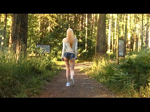 ❤️ Una bella dona es mou lentament, no un vídeo nu ❌ Porno al ca.hentaiser.ru ️❤