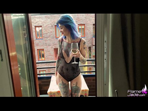 ❤️ Una noia tremenda xuclant amb un glop i follant apassionadament sota el cel obert ❌ Porno al ca.hentaiser.ru ️❤
